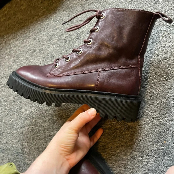 Madewell The Rayna Lace-Up Boot in Leather, size 8.5 - Picture 6 of 11